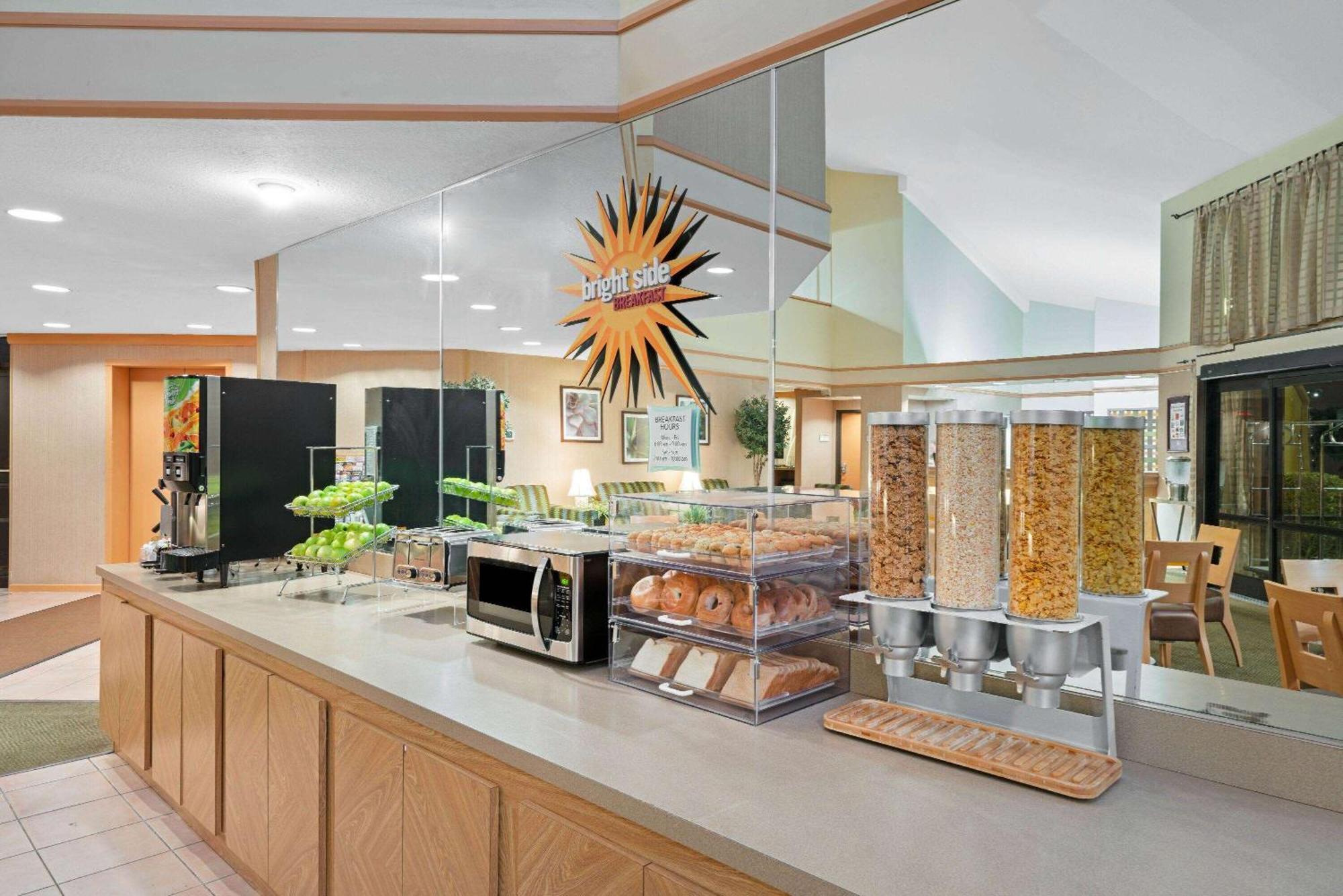 La Quinta By Wyndham Salt Lake City - Layton Extérieur photo